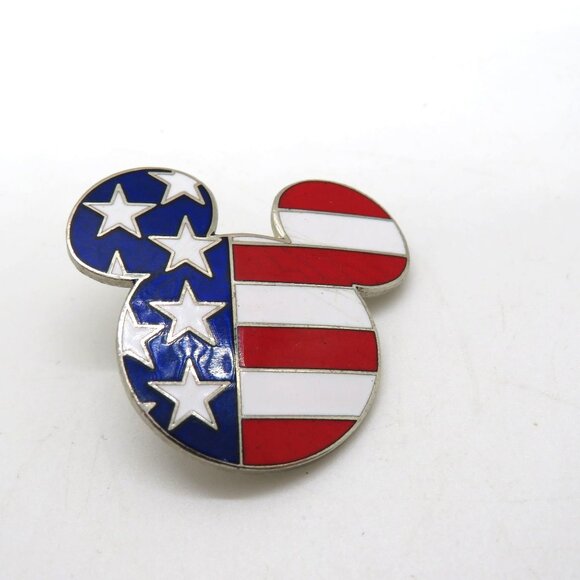 Lot 2 Disney Mickey Mouse Flag Pins United States United Kingdom Enamel - Picture 3 of 16